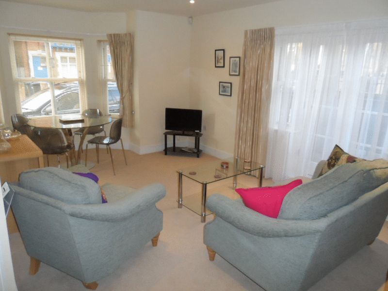 2 bed flat to rent in Institute Road, Marlow SL7 Zoopla