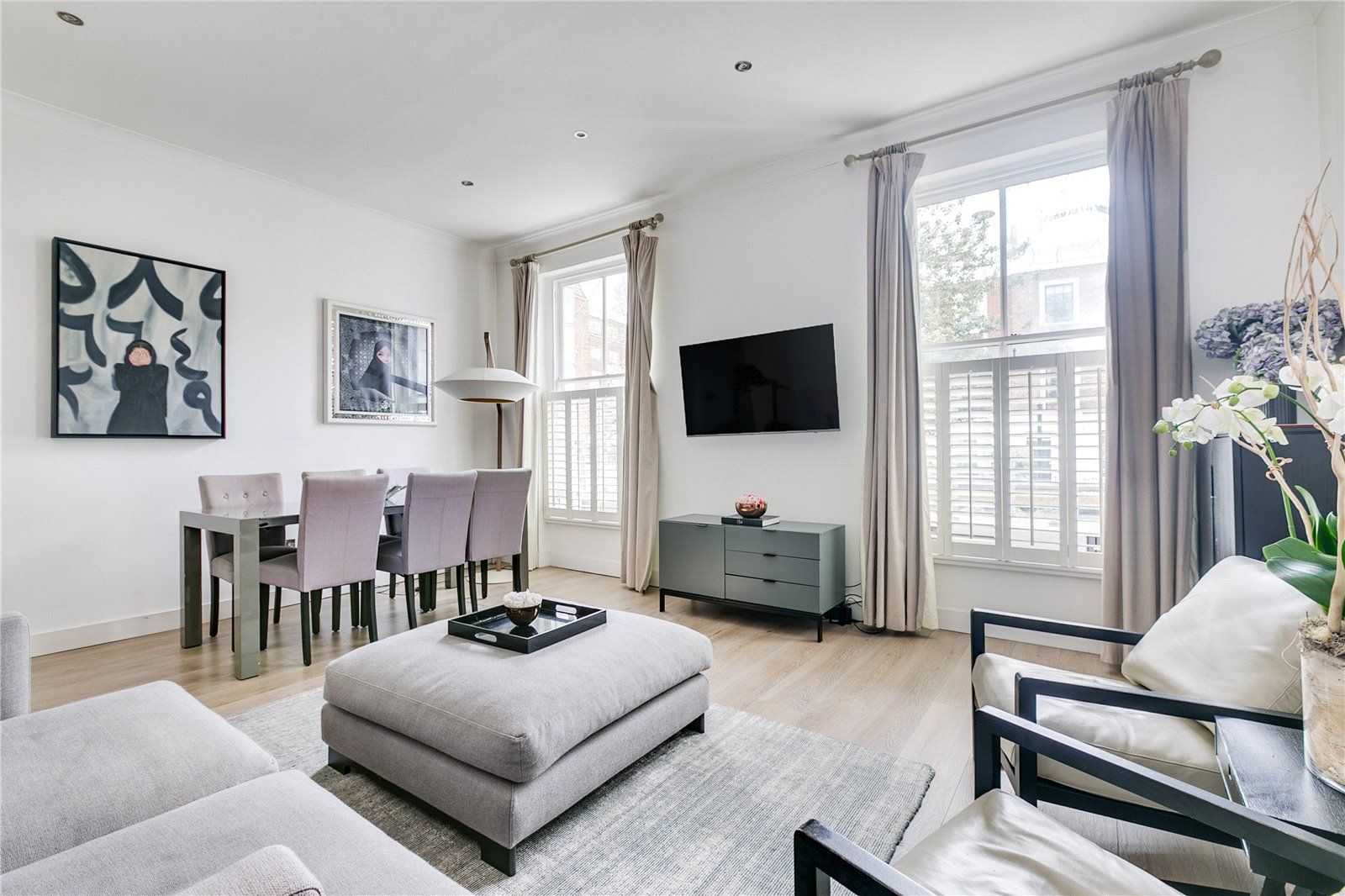 Lizmans Terrace, 89-95 Earls Court Road, London W8