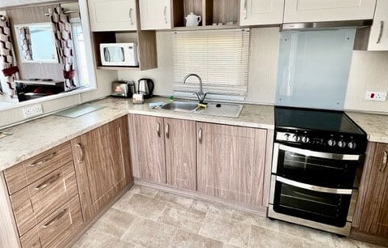 2 bed mobile/park home for sale in Blue Anchor Bay Rd, Blue Anchor