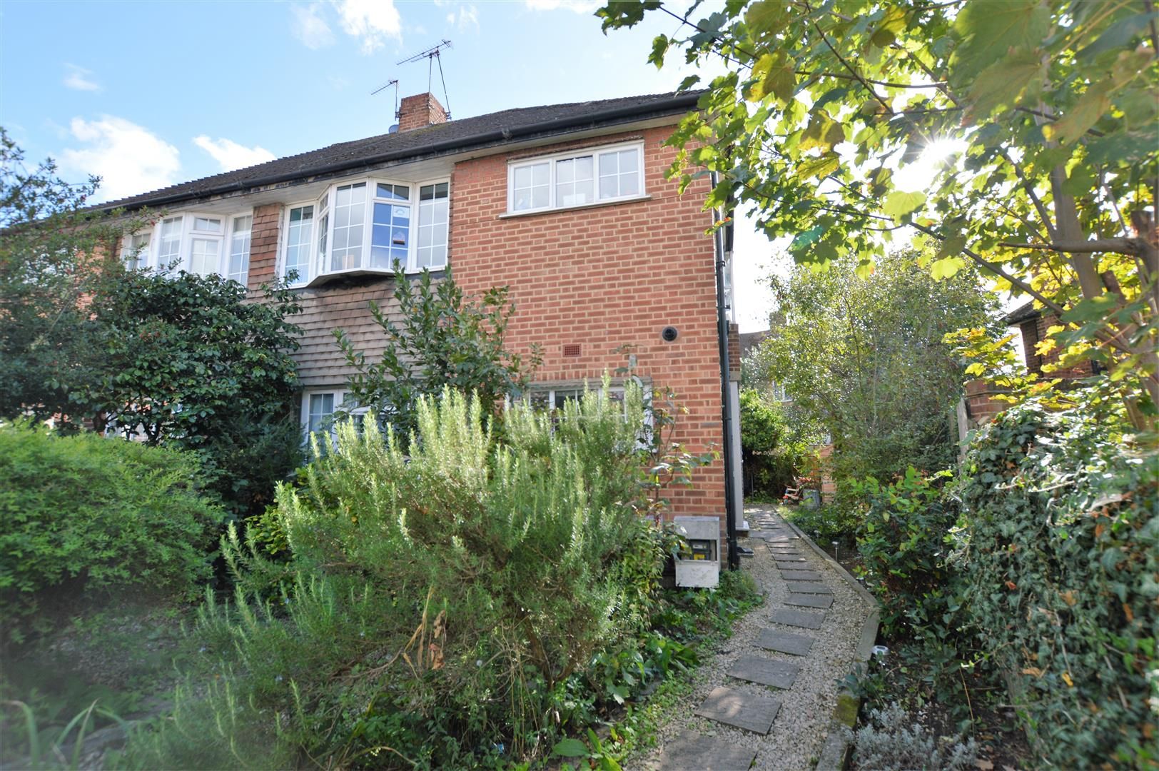 2 bed flat for sale in Kneller Road, Whitton, Twickenham TW2 Zoopla