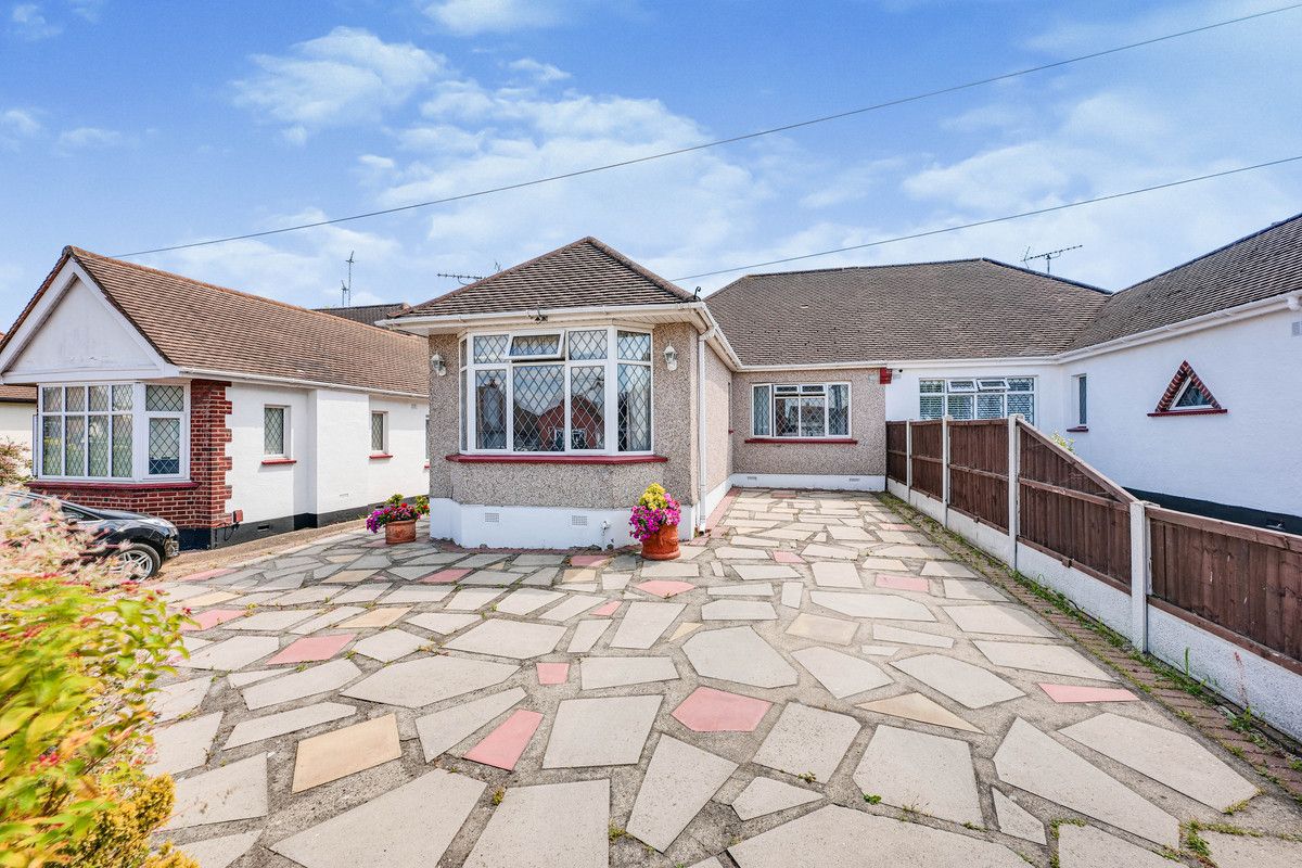 4 bed semidetached bungalow for sale in Dulverton Avenue, WestcliffOn