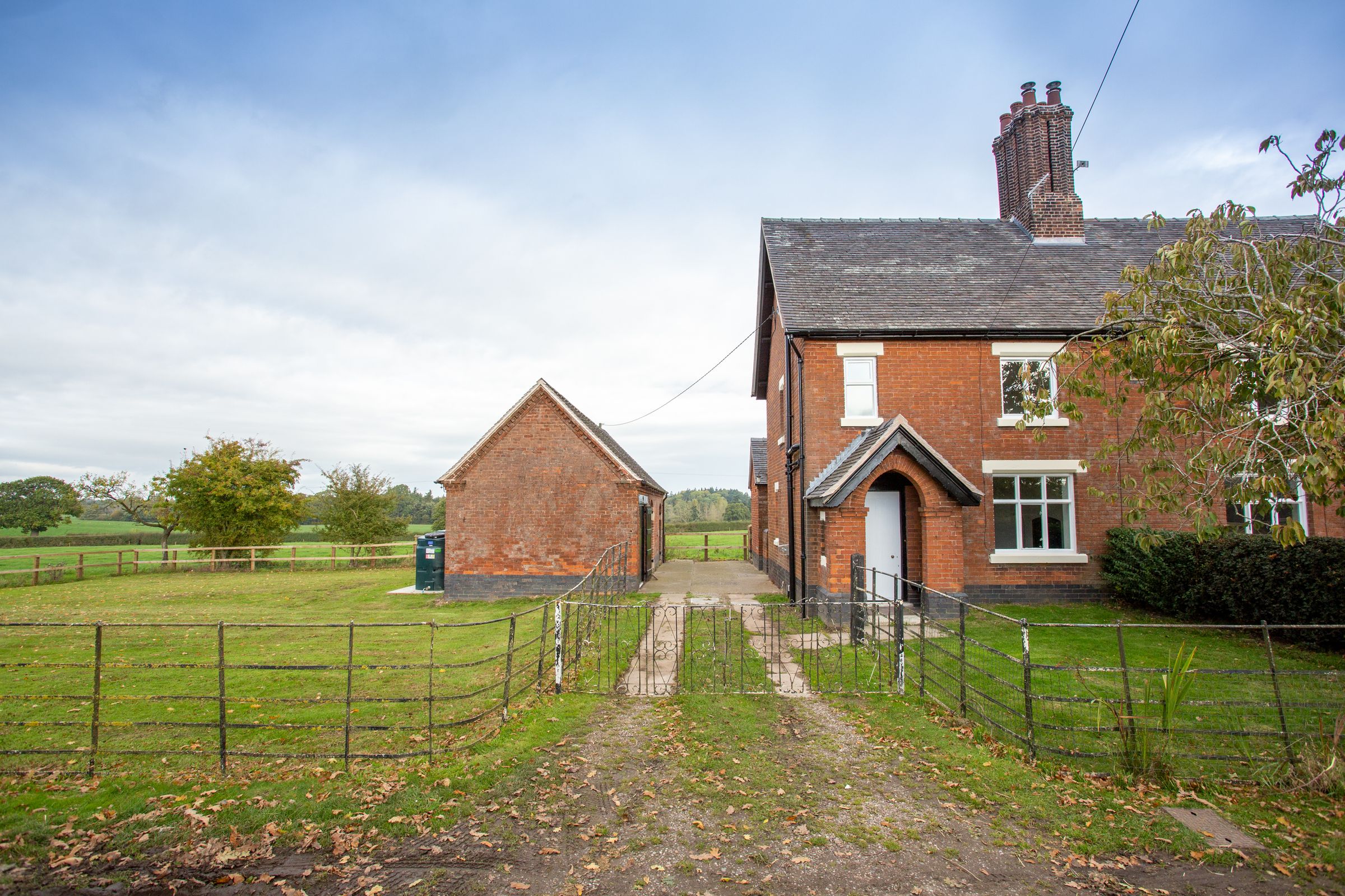 3 bed semidetached house to rent in Willaston Road, Moreton Wood, Whitchurch SY13 Zoopla
