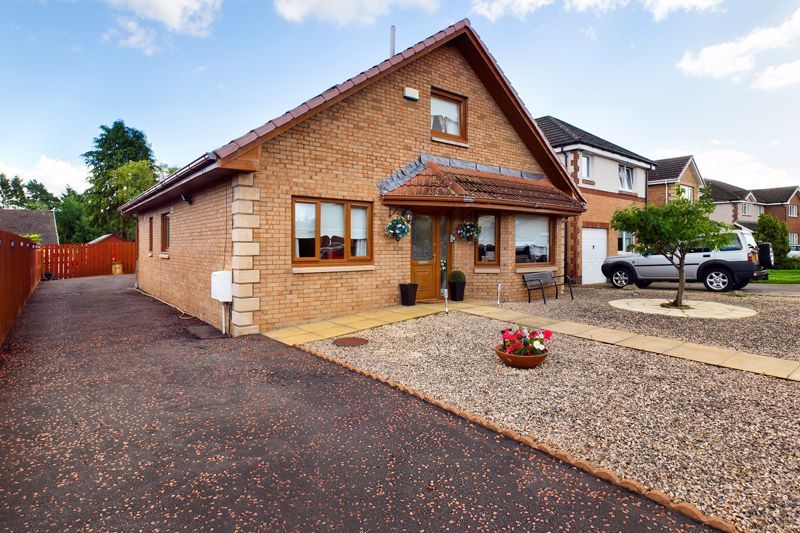 4 bed property for sale in Wallace Wynd, Law, Carluke ML8 Zoopla