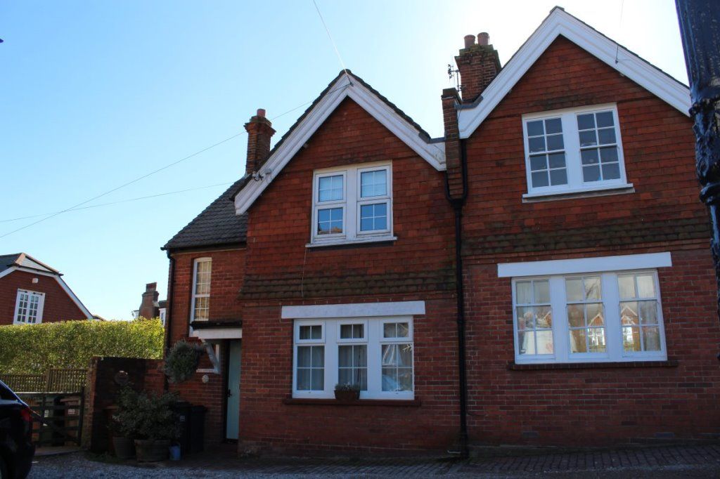 2 bed property to rent in The Village, Eastbourne BN20 Zoopla