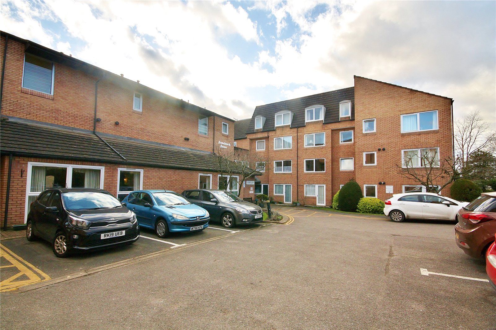 1 bed flat for sale in Mount Hermon Road, Woking, Surrey GU22 Zoopla