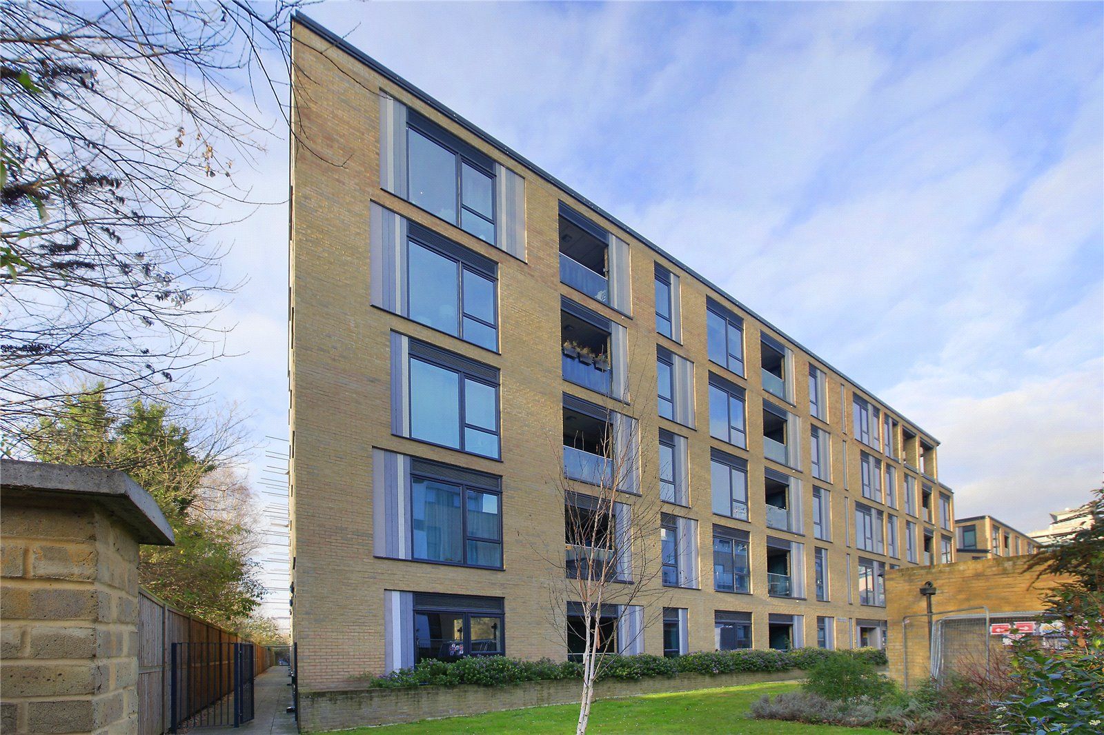 2 bed flat for sale in Francis House, 25 Eltringham Street, Wandsworth