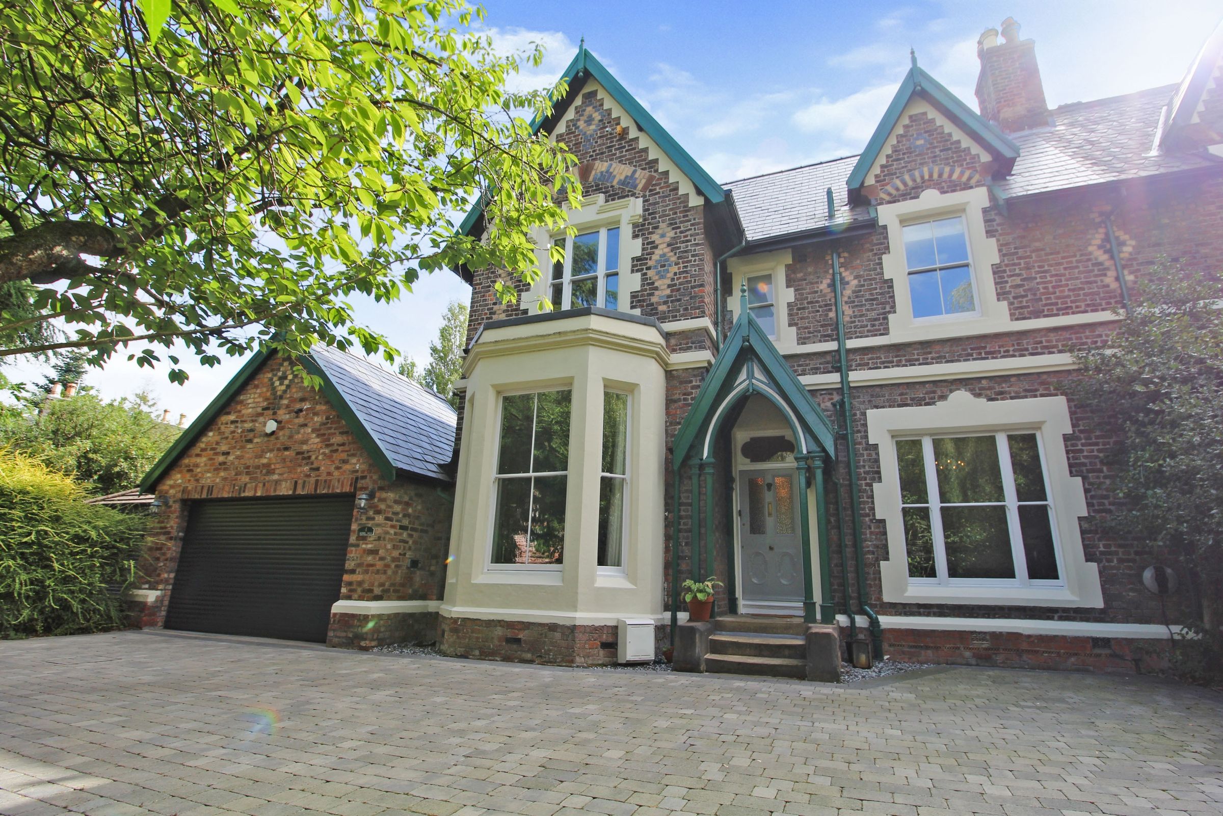 4 bed semidetached house for sale in Huyton Church Road, Liverpool L36