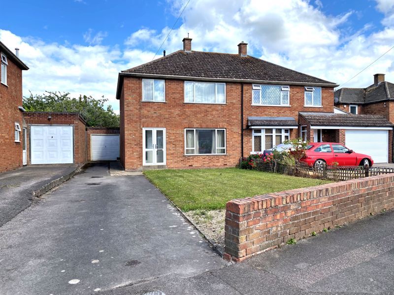 3 bed semidetached house for sale in Slade Road, Didcot OX11 Zoopla