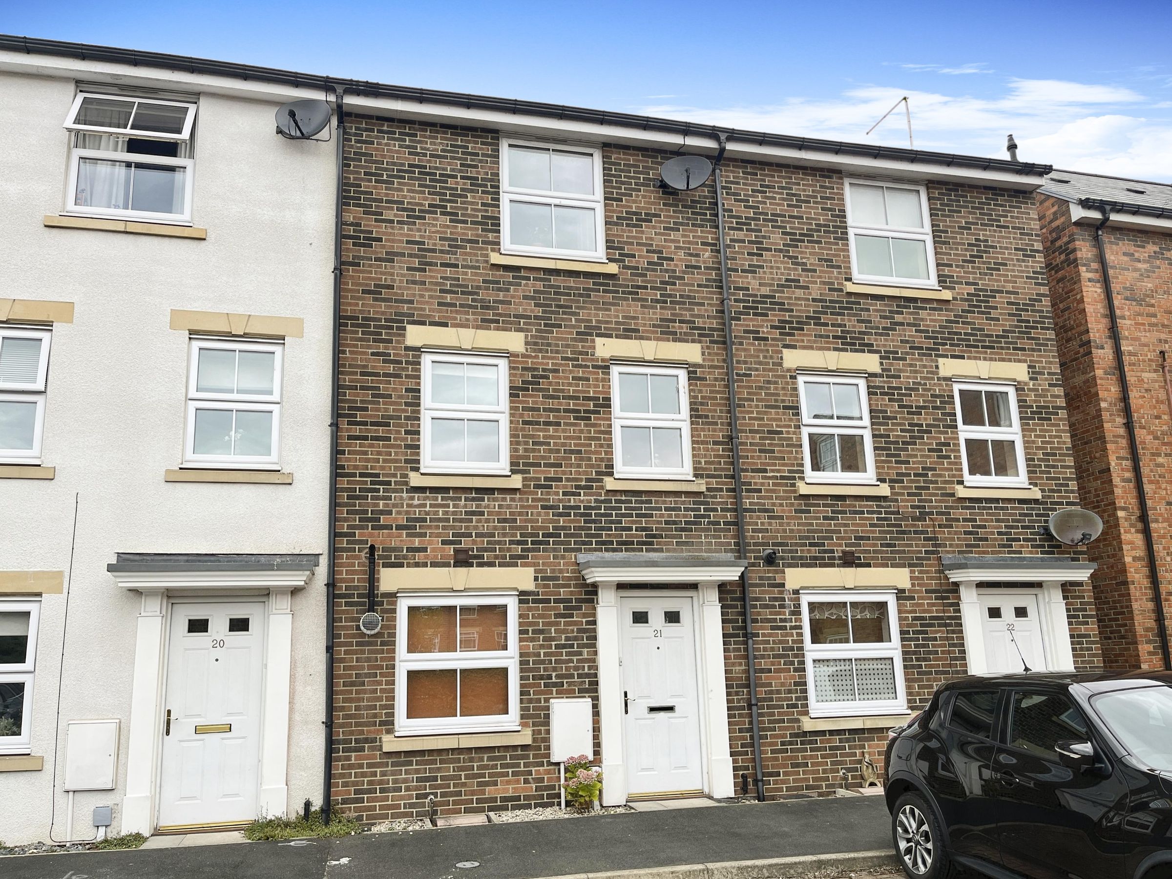 4 bed town house for sale in Barrington Close, Framwellgate Moor