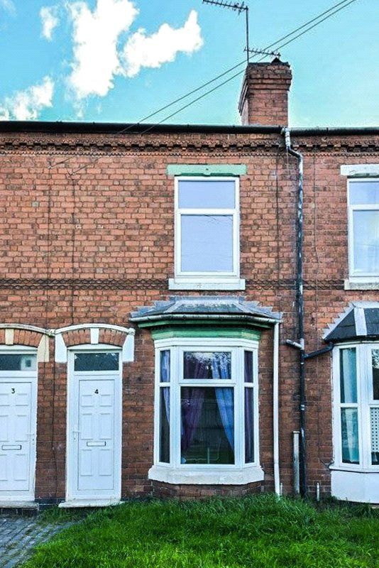 2 bed terraced house to rent in Gladys Terrace, Bearwood, Birmingham