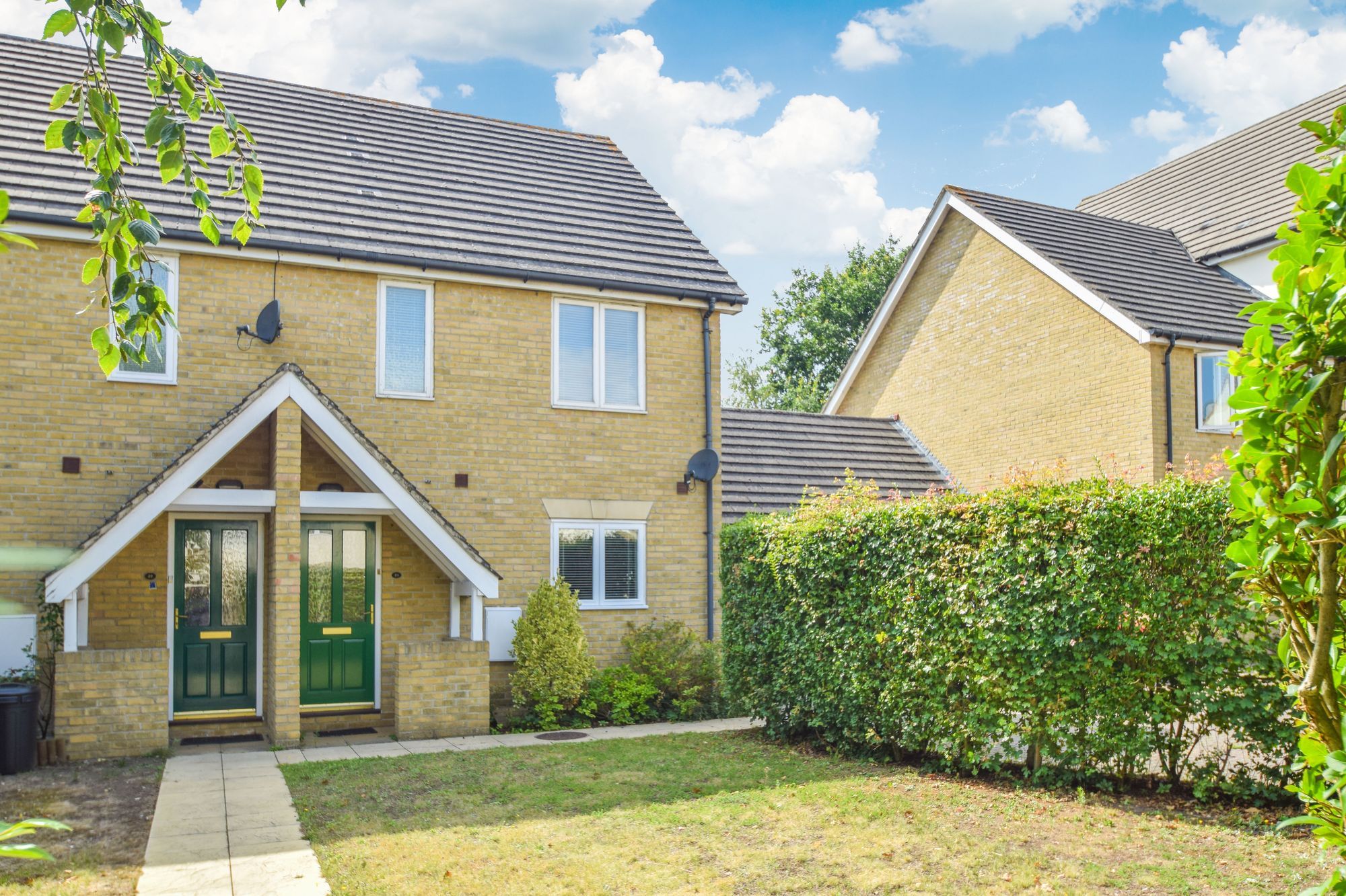 3 bed end terrace house for sale in Oakey Drive, Wokingham RG40 Zoopla