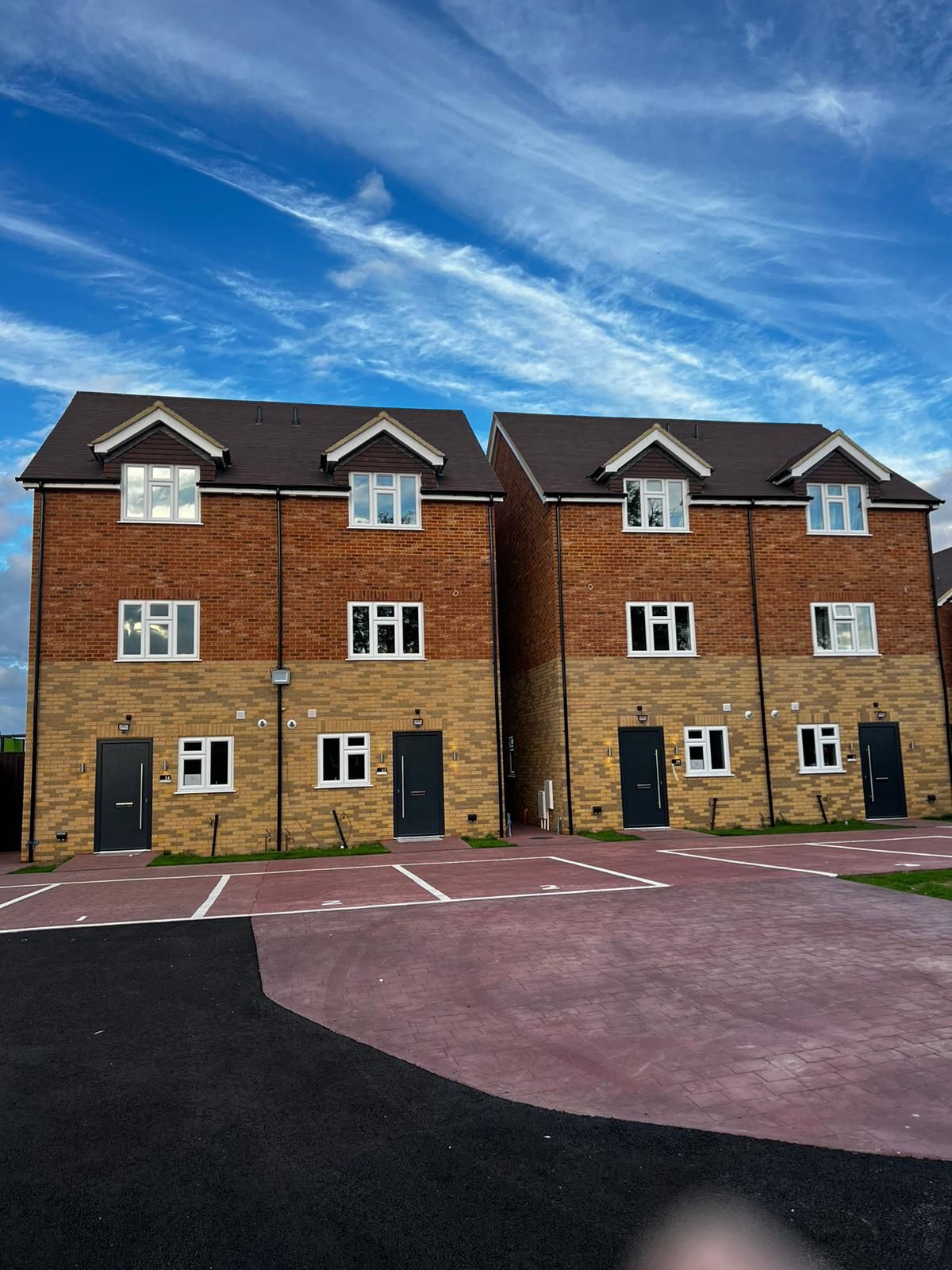 4 bed town house to rent in Tilthe Farm Road, Houghton Regis LU5 Zoopla