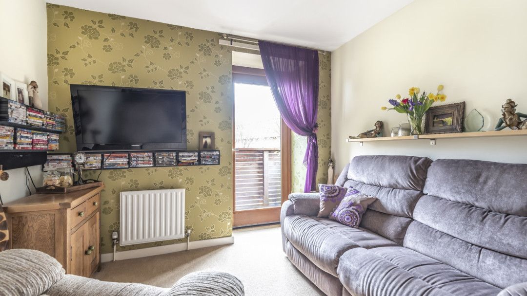 2 bed flat for sale in Beeton Way, London SE27 Zoopla