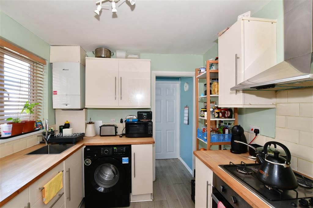 3 bed terraced house for sale in Sun Lane, Gravesend, Kent DA12 Zoopla