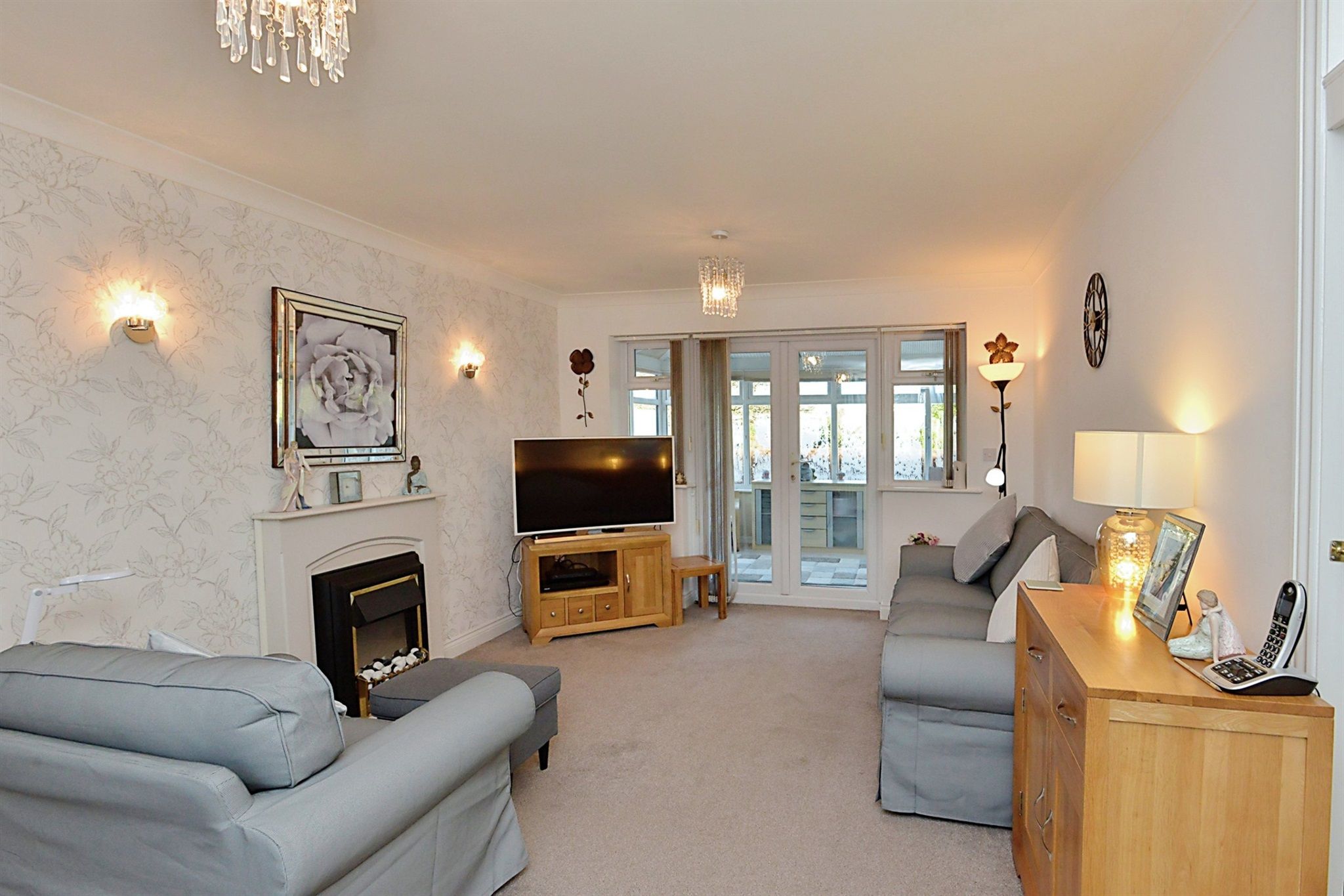 3 bed detached bungalow for sale in Drive, Bletchley, Milton Keynes MK3 Zoopla