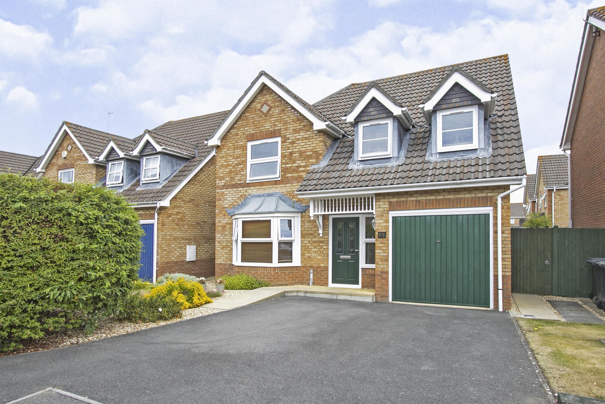4 bed detached house for sale in Seagrim Road, Throop, Bournemouth