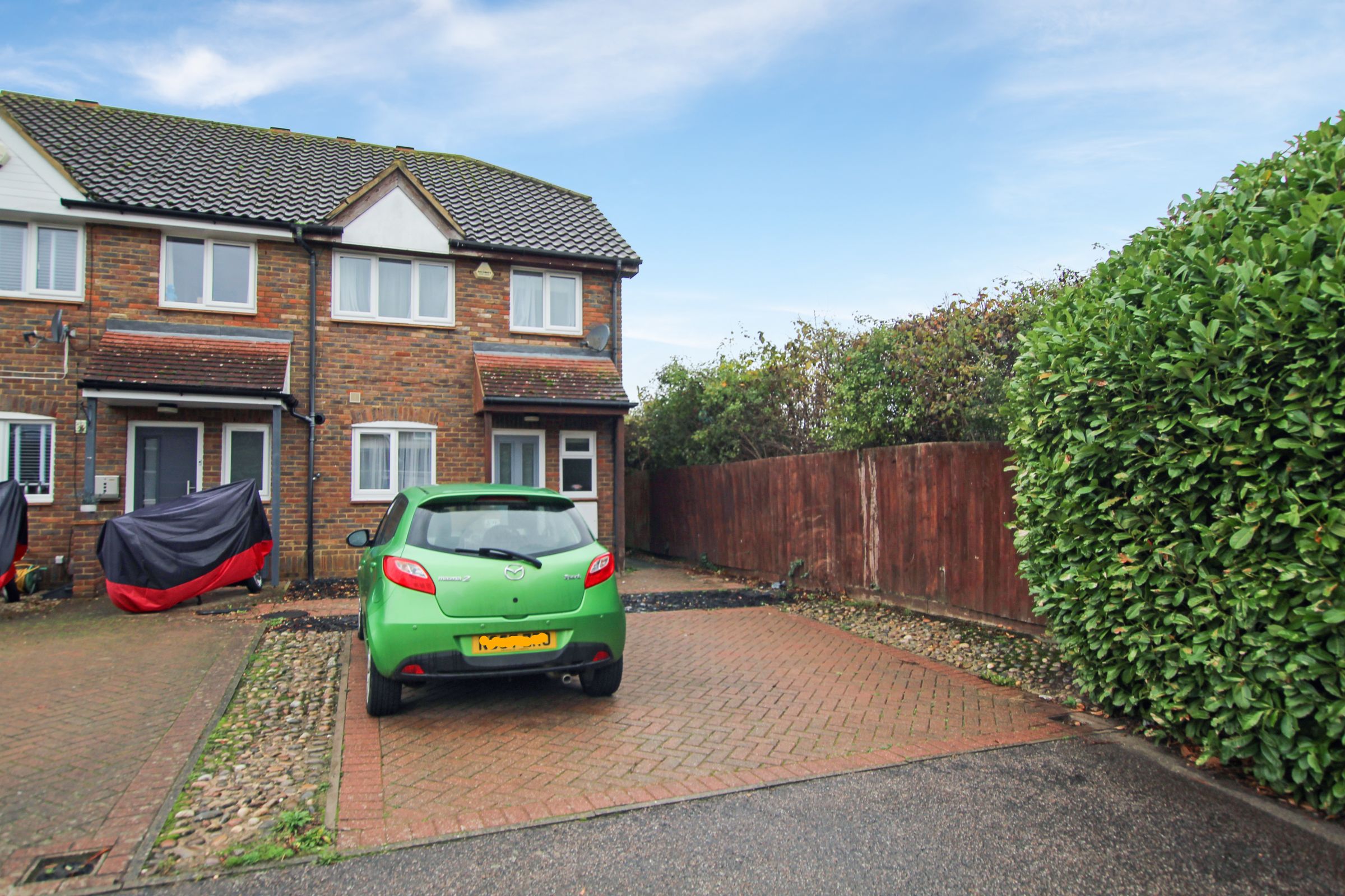 3 bed end terrace house for sale in Pipit Grove, Sandy SG19 Zoopla