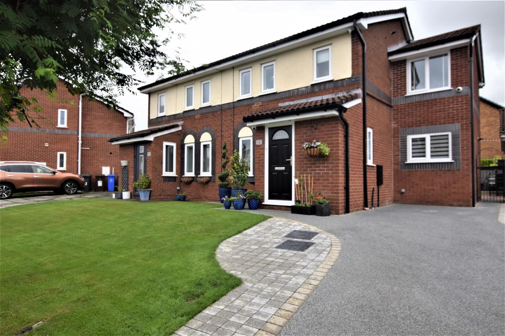 4 bed semidetached house for sale in Benedict Drive, Dukinfield SK16