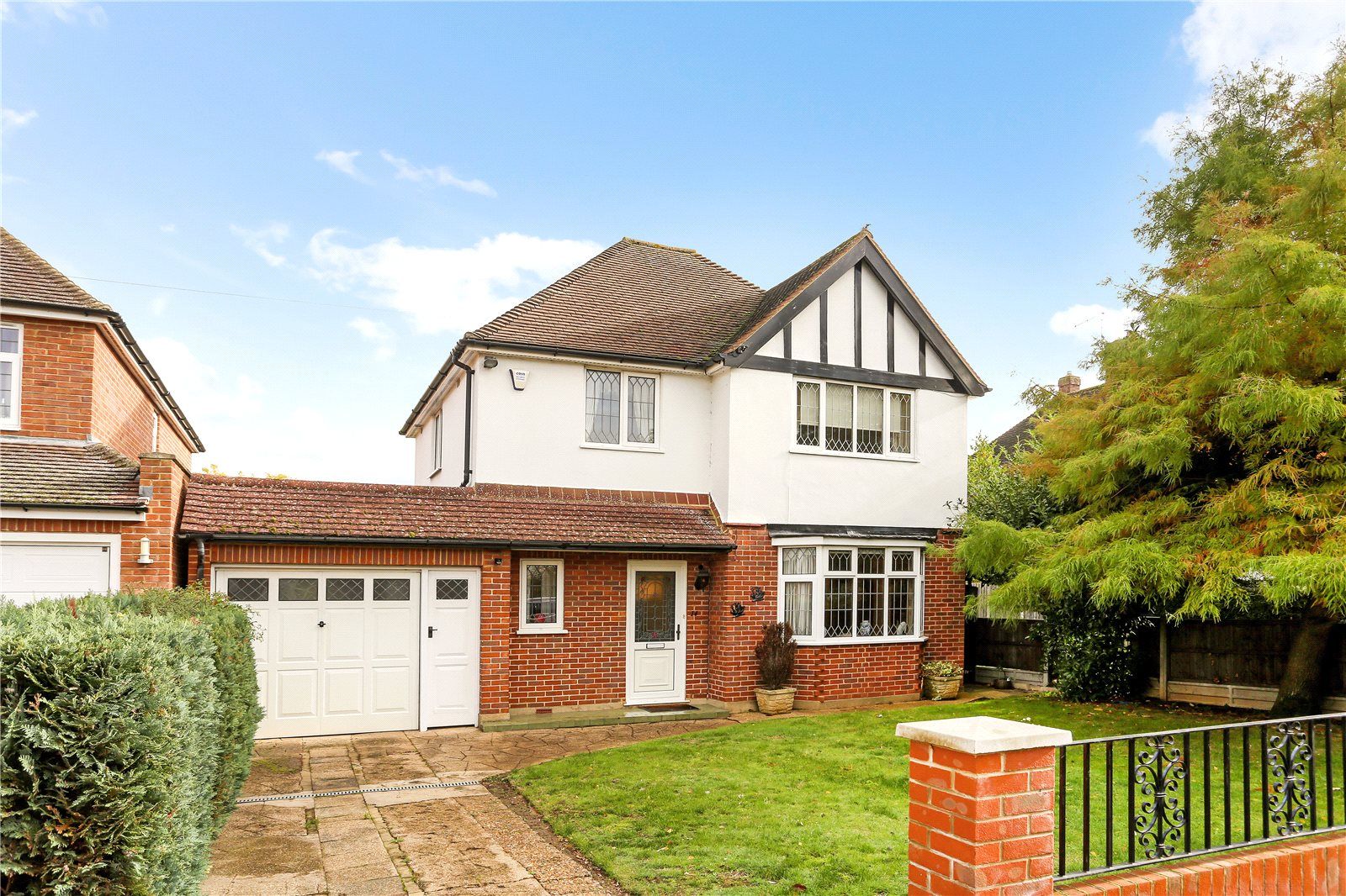 3 bed detached house for sale in Lindsay Drive, Shepperton, Surrey TW17