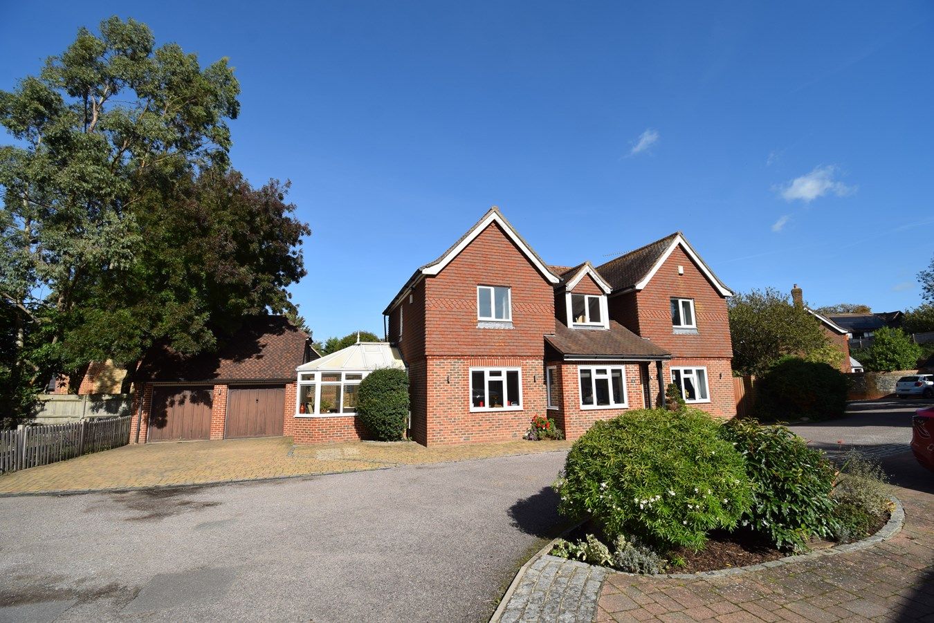 5 bed detached house for sale in Moat Close, Chipstead, Sevenoaks TN13