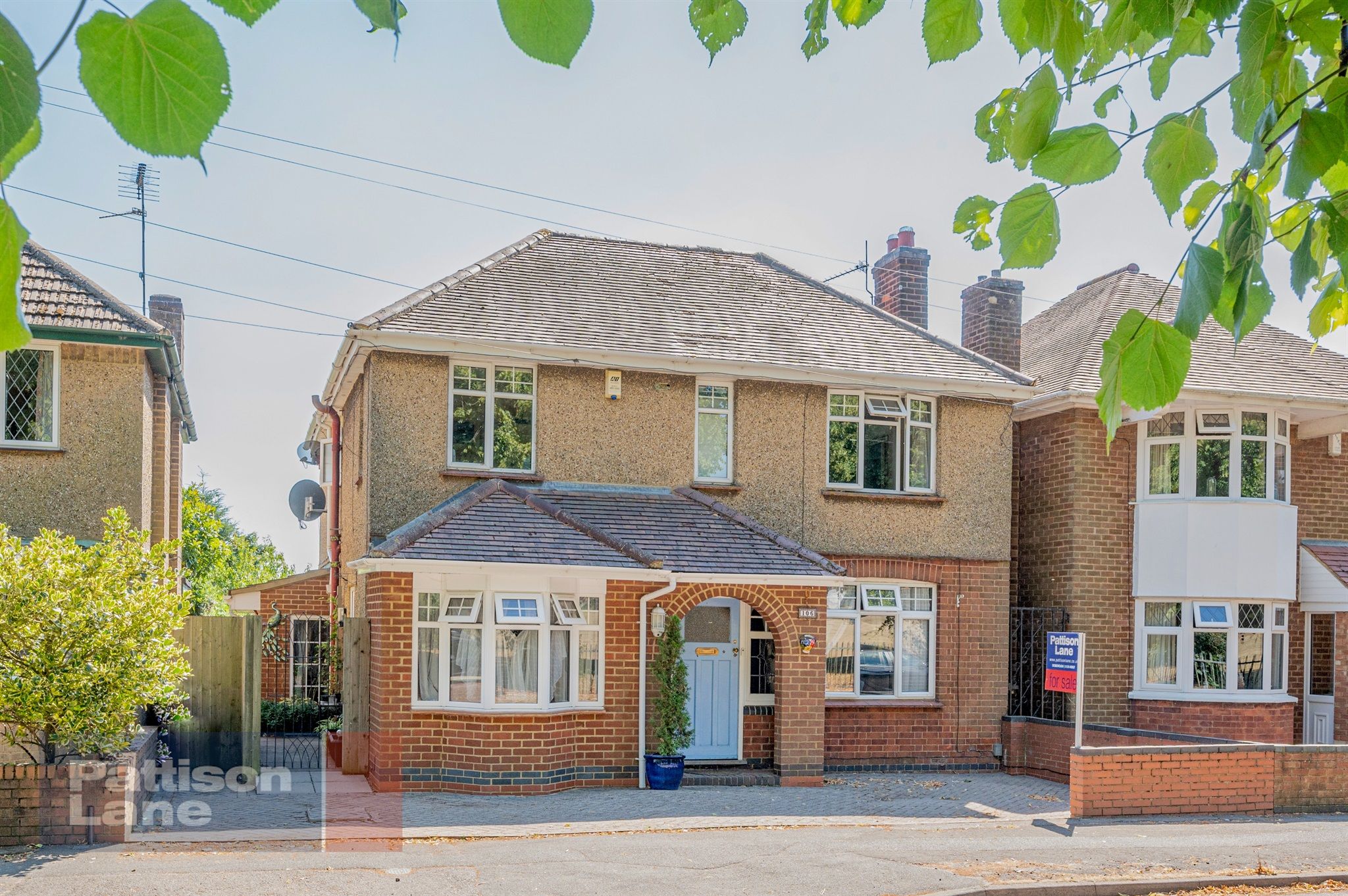6 bed detached house for sale in Dunkirk Avenue, Desborough, Kettering