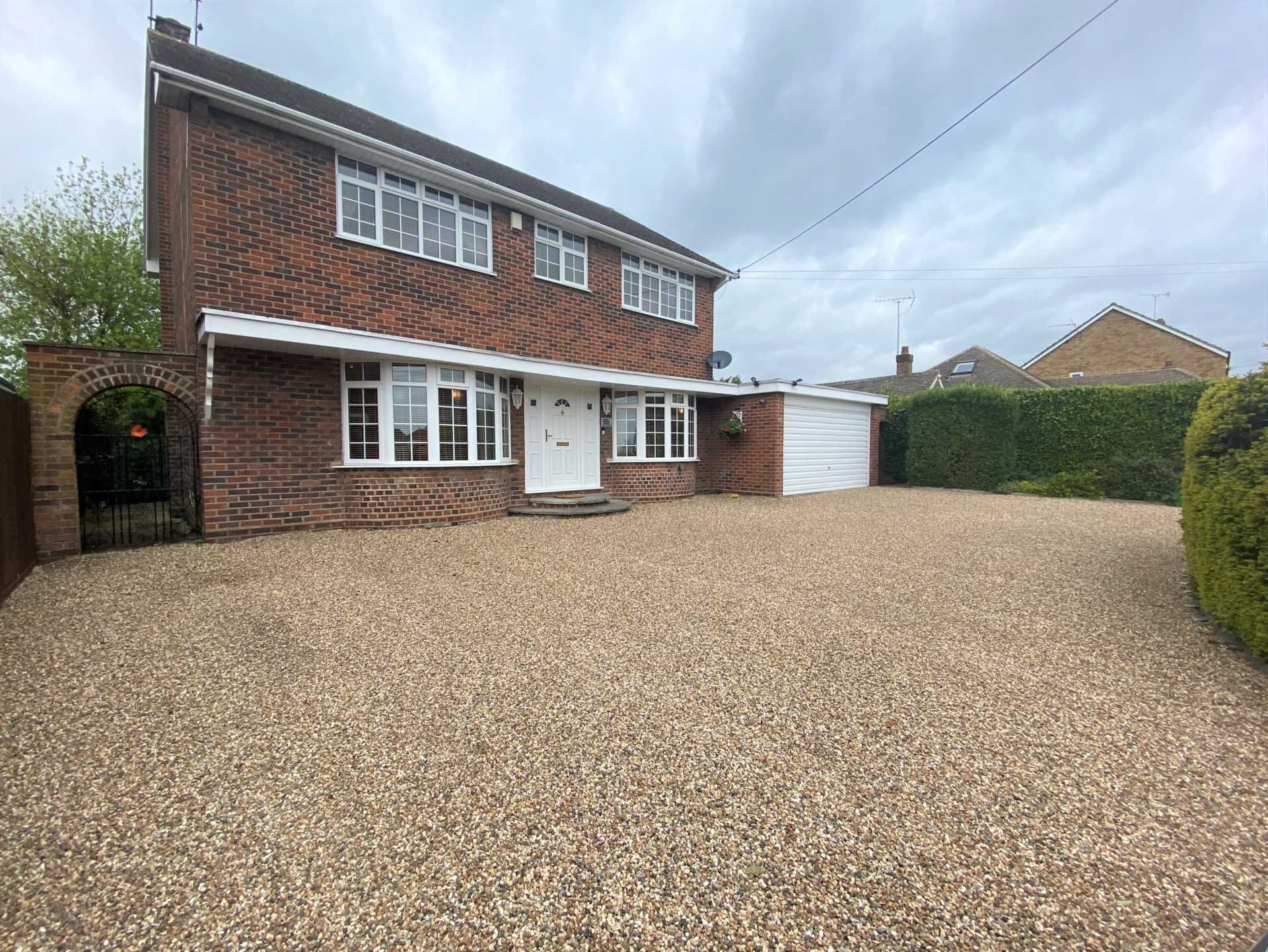 4 bed detached house for sale in Swan Lane, Wickford SS11 Zoopla