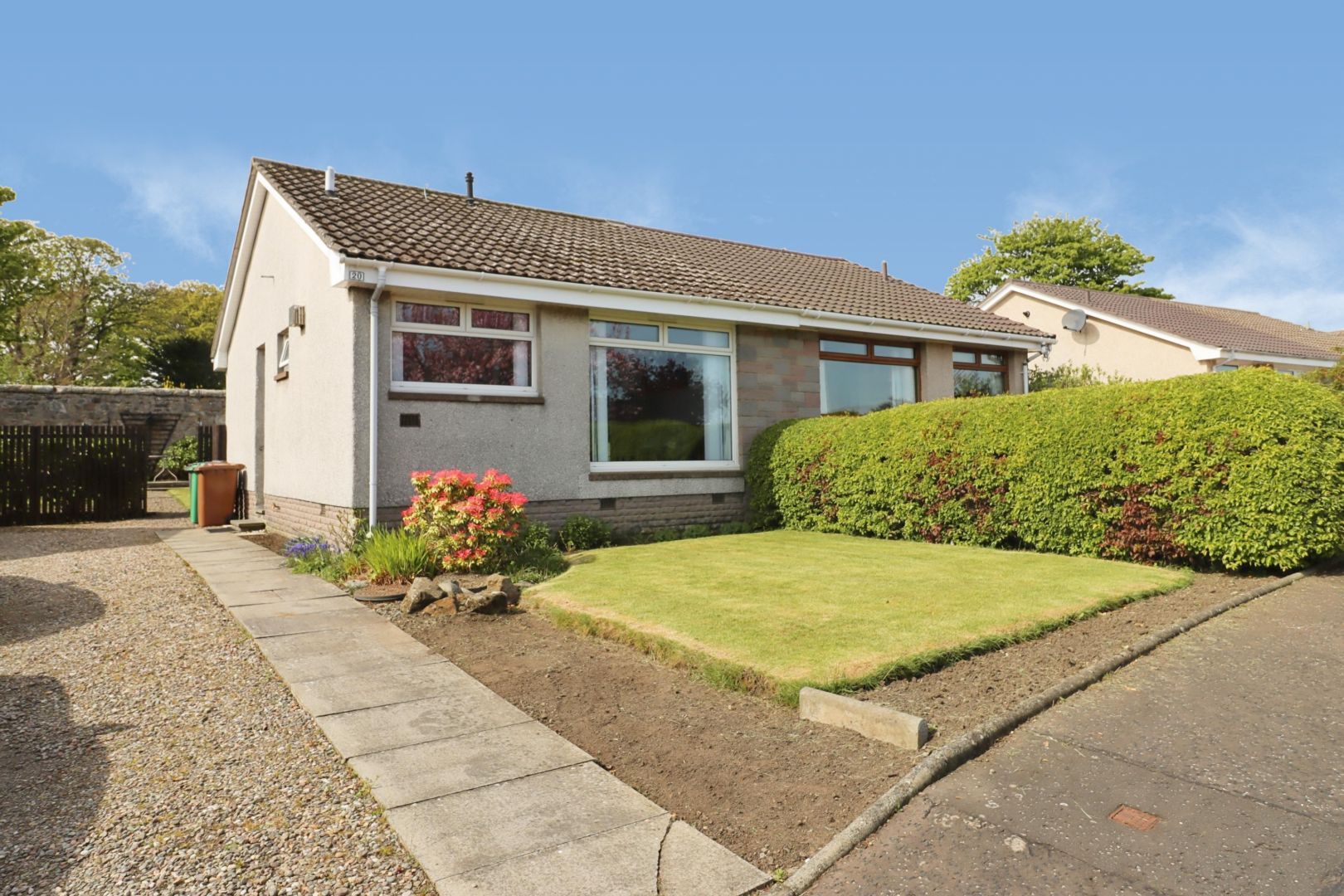 2 bed bungalow for sale in Templars Crescent, Kinghorn KY3 Zoopla
