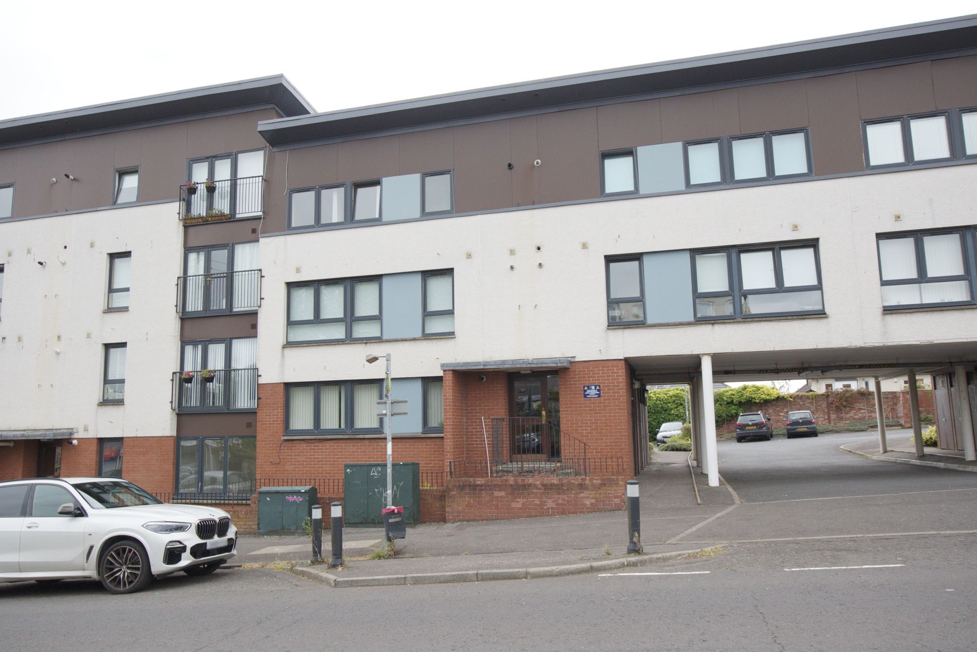 2 bed flat for sale in Castlemilk Road, Kings Park G44 Zoopla