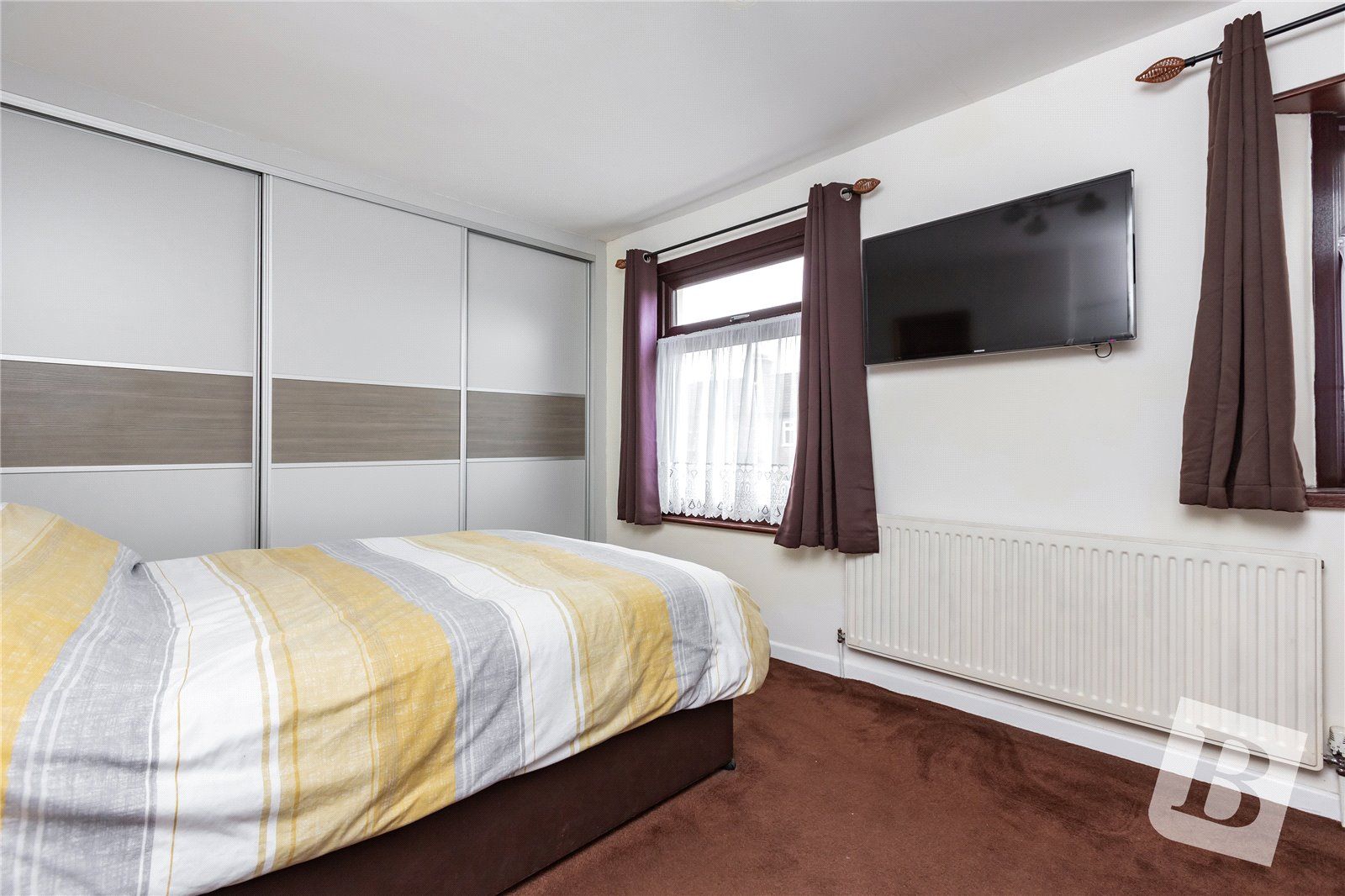 3 bed terraced house for sale in Brights Avenue, Rainham RM13 Zoopla