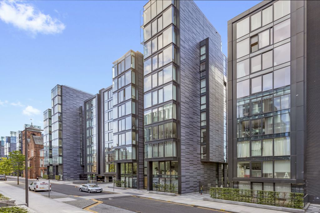 8/18 Simpson Loan, Quartermile, Lauriston, Edinburgh EH3