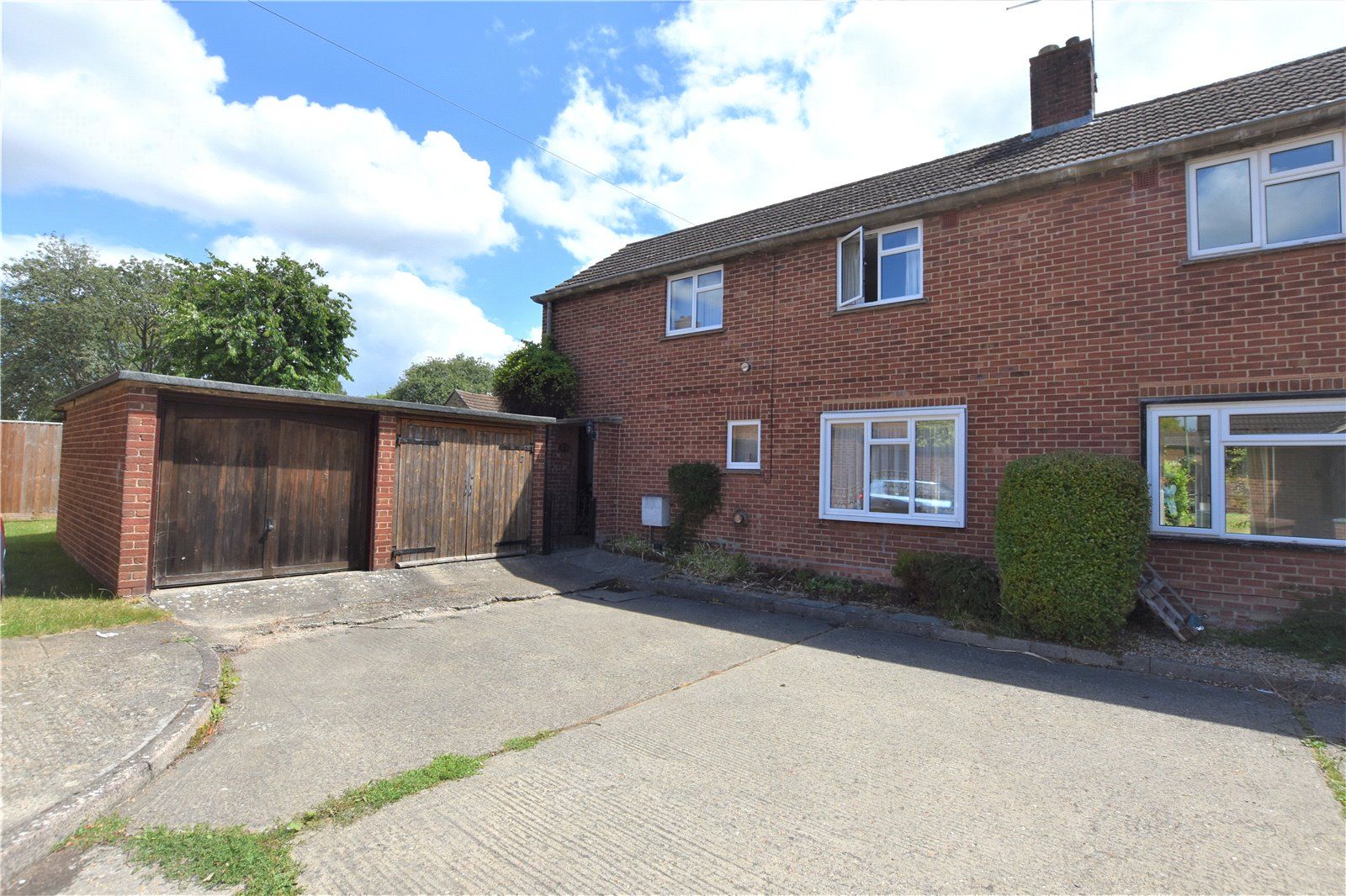 3 bed semidetached house for sale in Fairacres Road, Didcot OX11 Zoopla