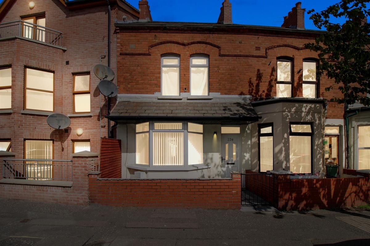 2 bed terraced house for sale in Beersbridge Road, Belfast BT5 Zoopla