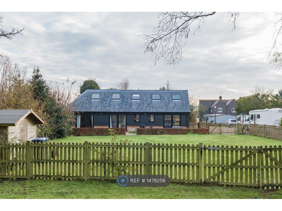 2 bed bungalow to rent in Beggars Roost, Woolage Green, Canterbury CT4