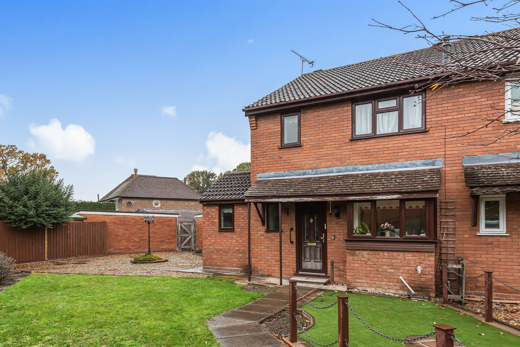 3 bed end terrace house for sale in Gladbeck Way, Enfield EN2 Zoopla