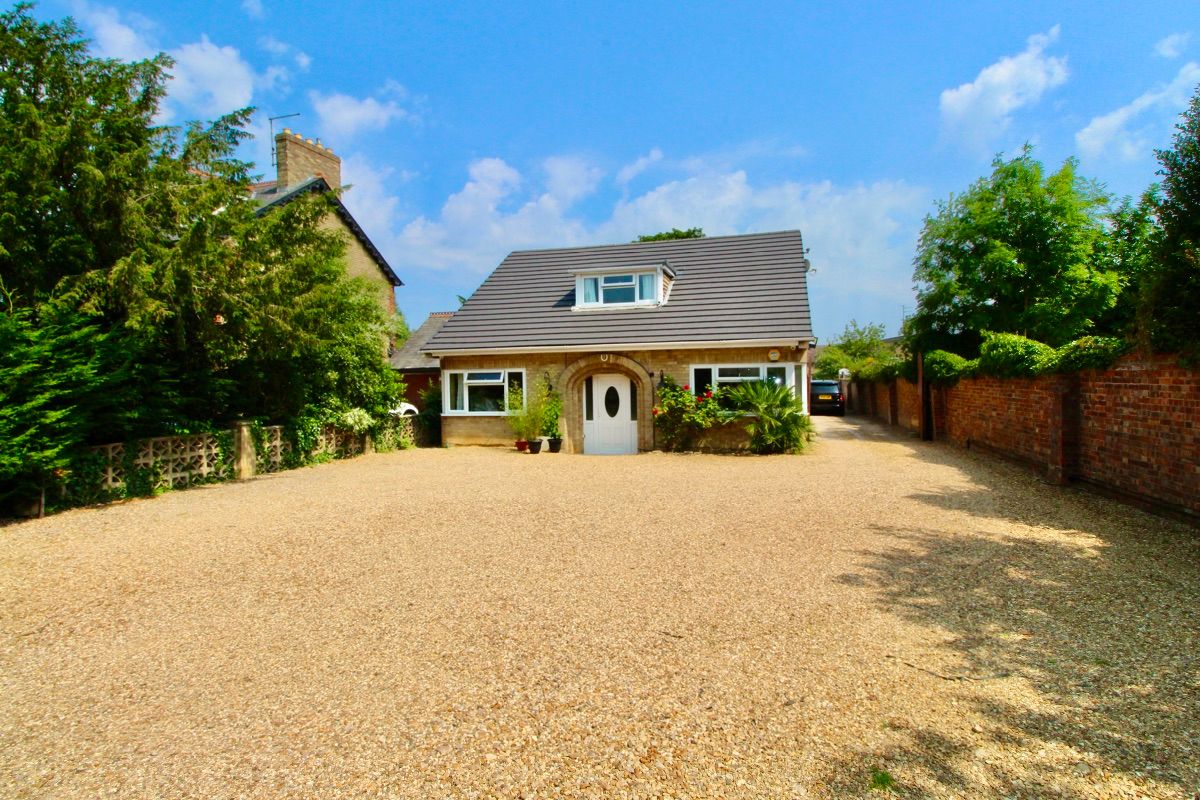 4 bed property for sale in London Road, Fletton, Peterborough PE2 Zoopla