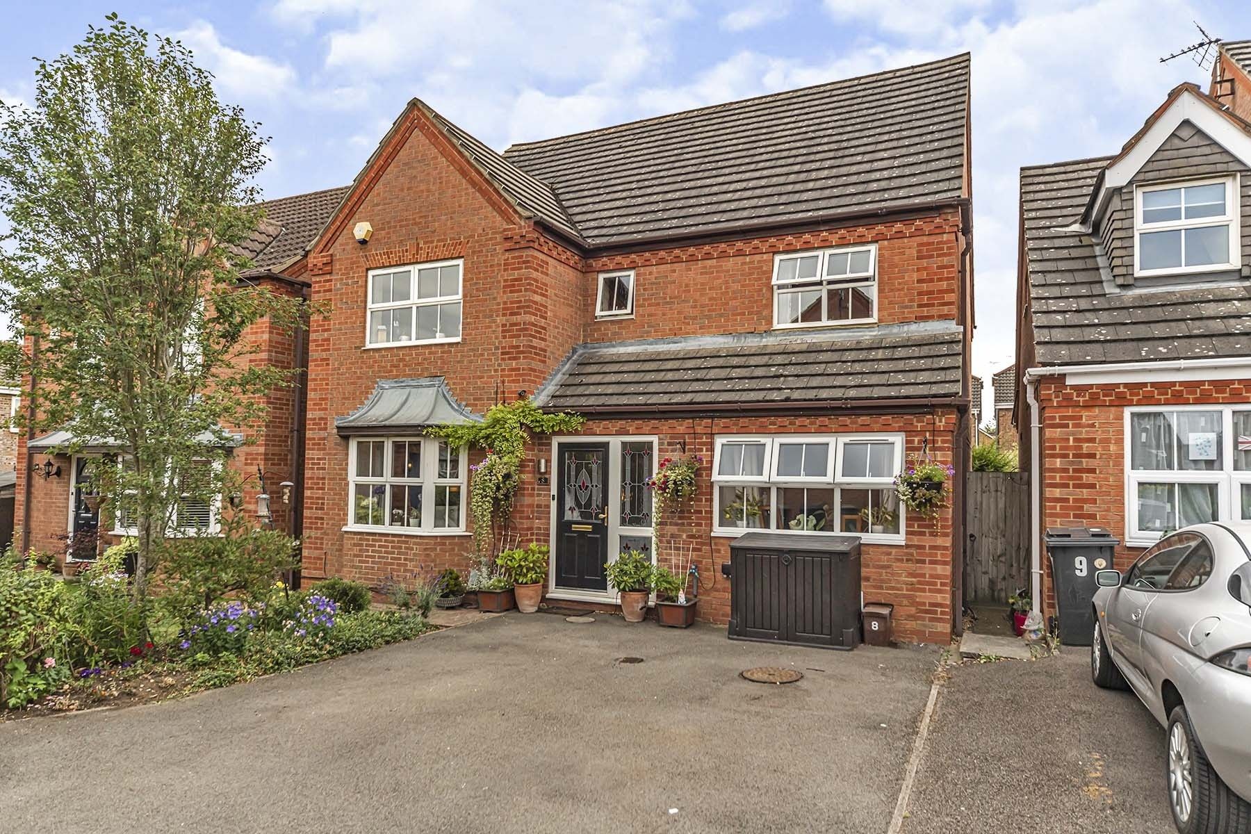 4 bed detached house for sale in Overlord Close, Meppershall, Shefford