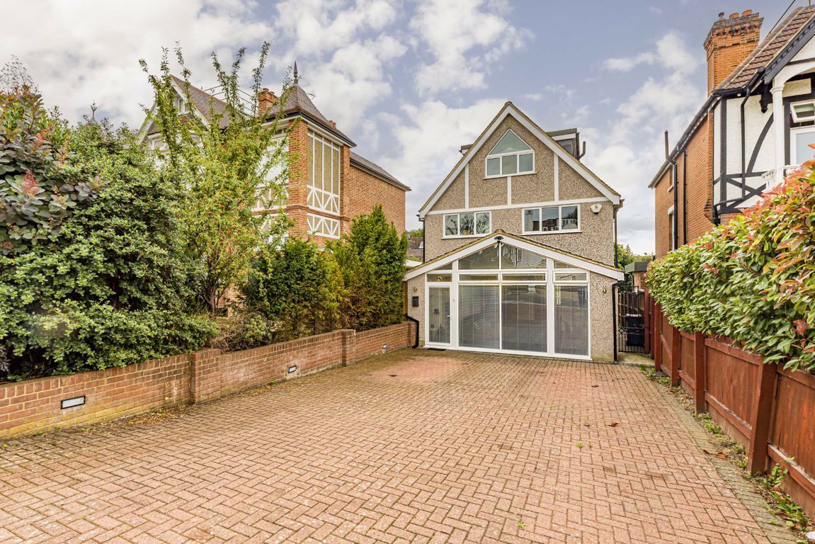 5 bed detached house for sale in Cranes Park, Surbiton KT5 Zoopla