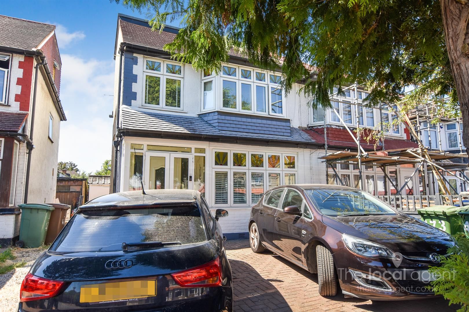 4 bed semidetached house for sale in Gander Green Lane, Cheam, Sutton