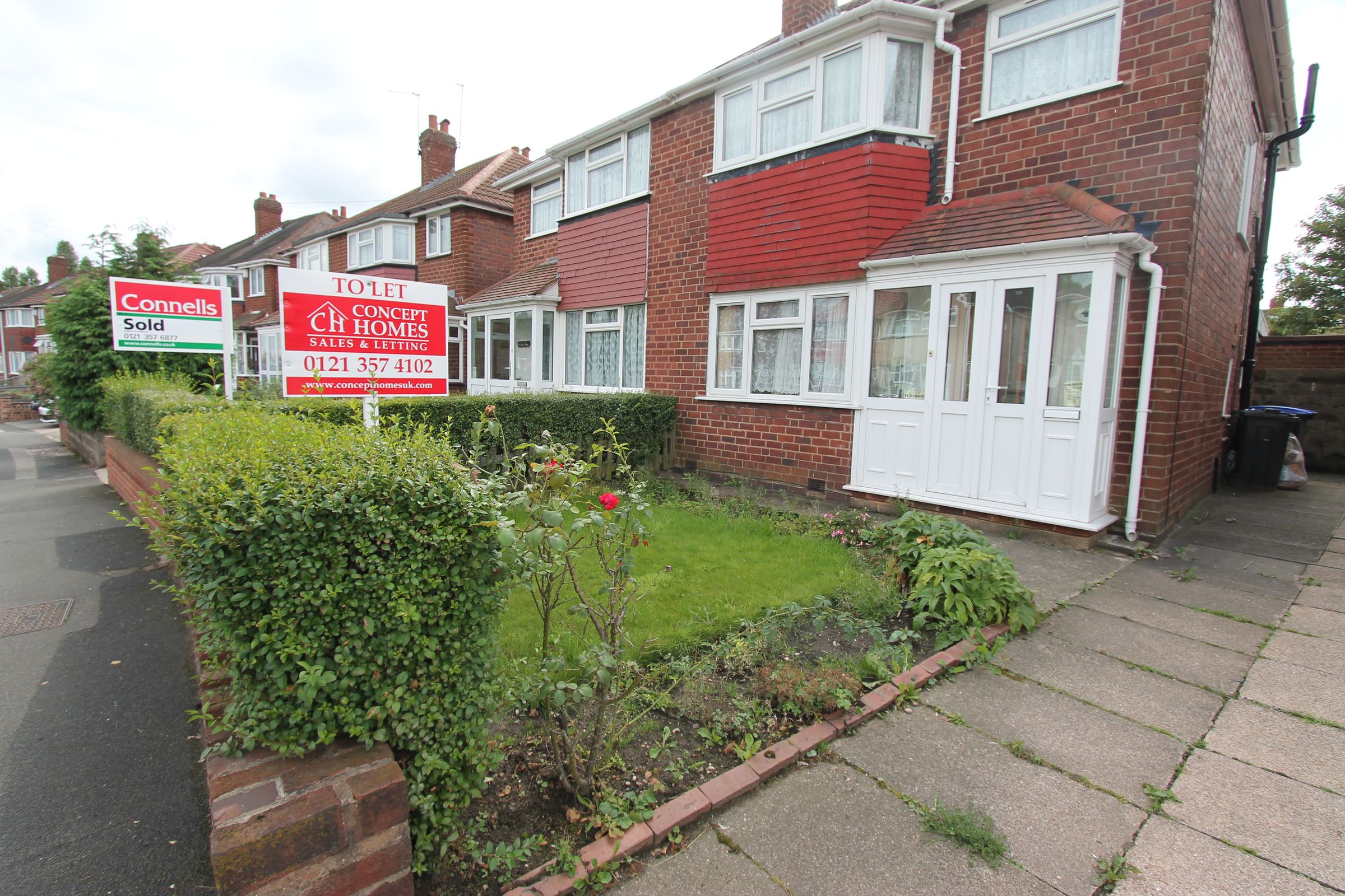 3 bed semidetached house to rent in Waddington Avenue, Great Barr