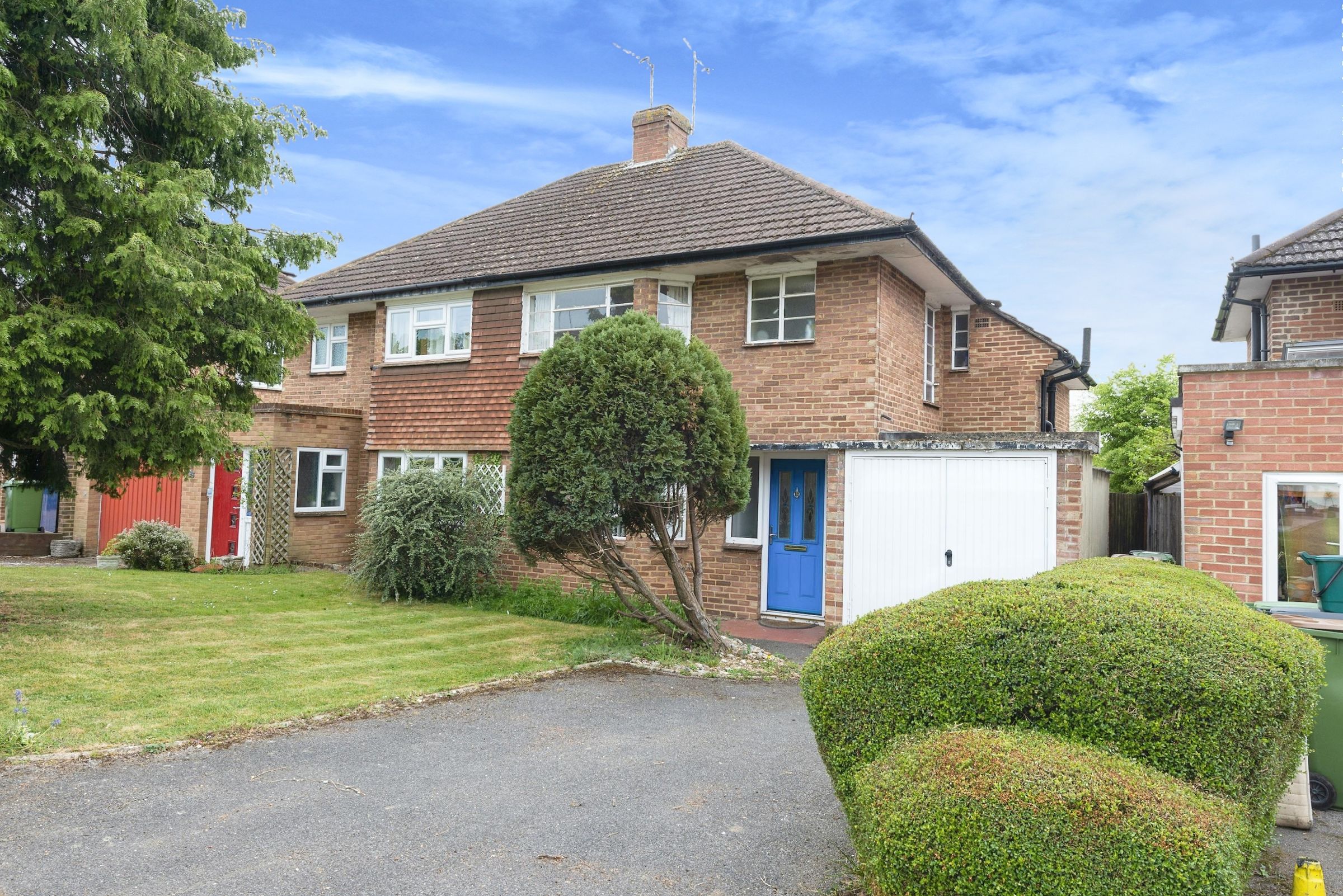 3 bed semidetached house for sale in Newton Wood Road, Ashtead, Surrey