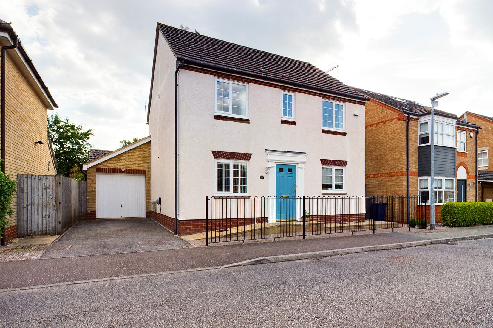 4 bed detached house for sale in Goldfinch Drive, Cottenham, Cambridge CB24 Zoopla