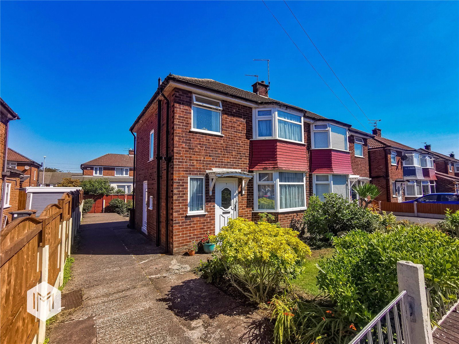 3 bed semidetached house for sale in Burford Drive, Swinton