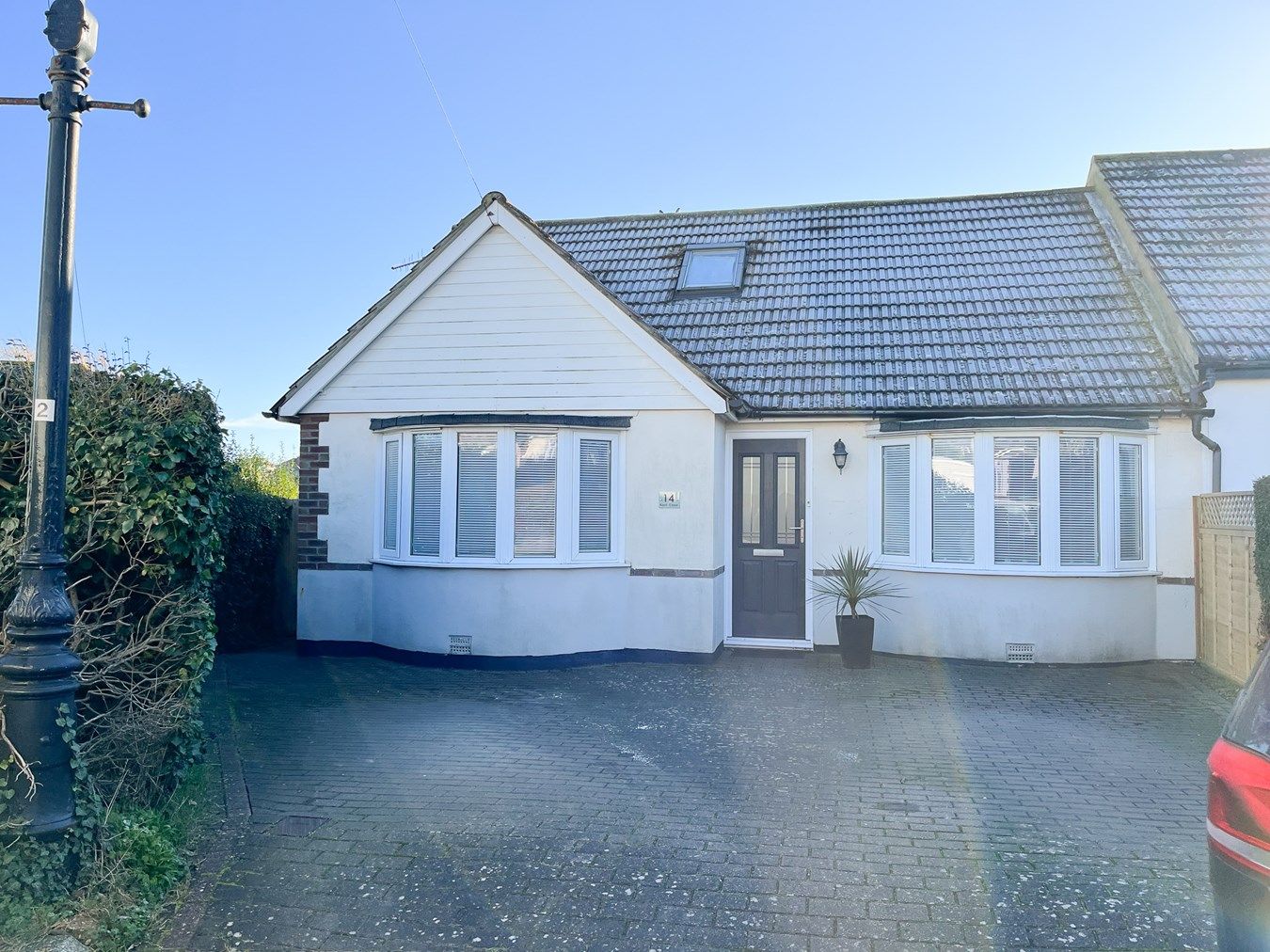 4 bed semidetached bungalow for sale in Kent Close, BexhillOnSea