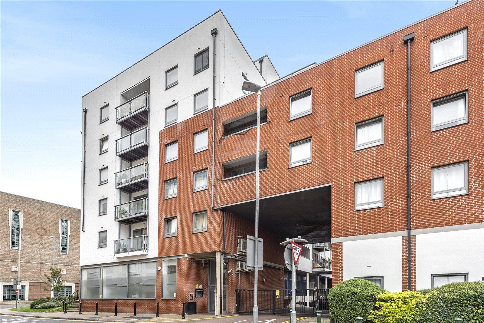 Loates Lane, Watford, Hertfordshire WD17  