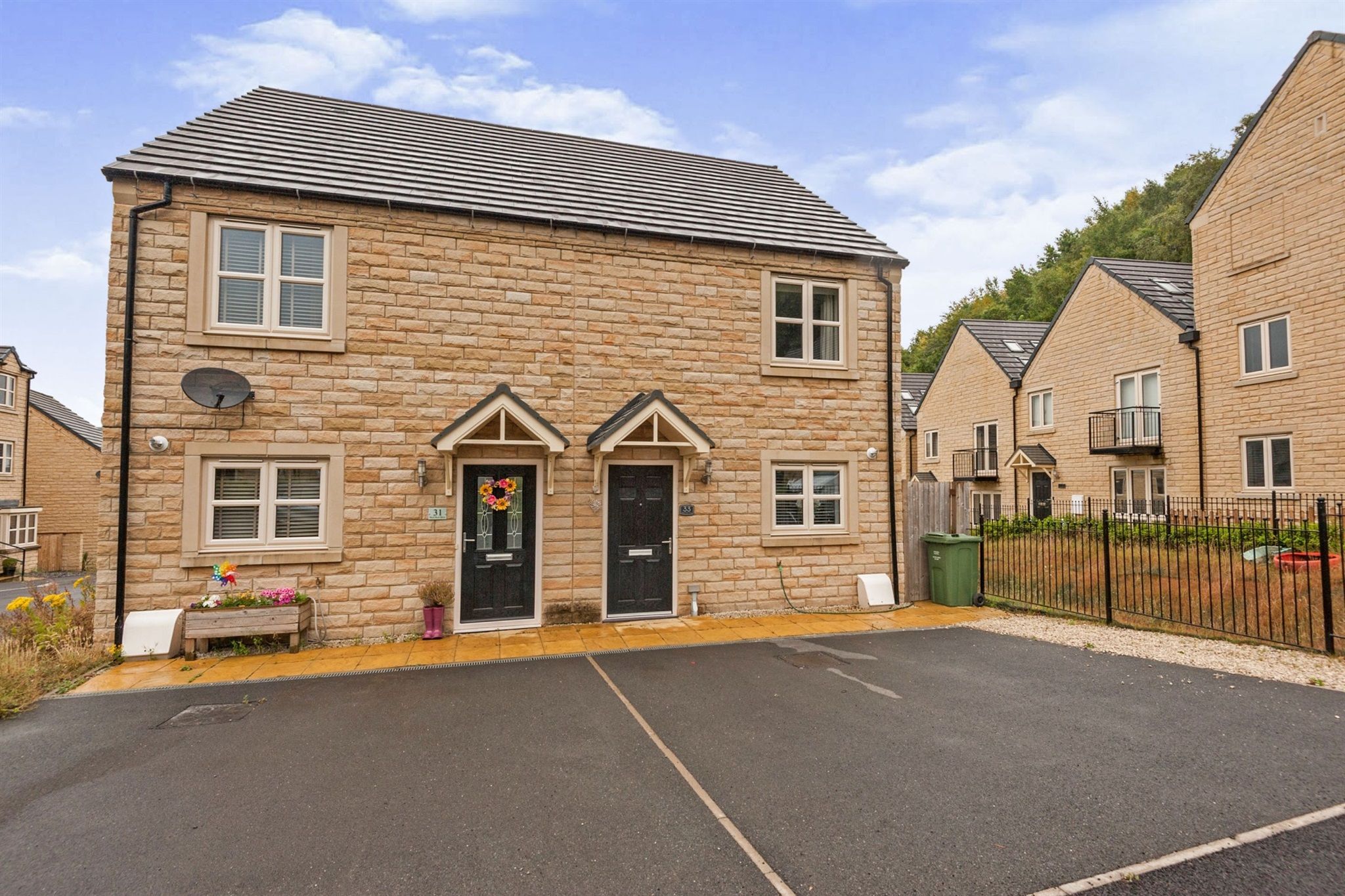 2 bed semidetached house for sale in Black Rock Drive, Linthwaite