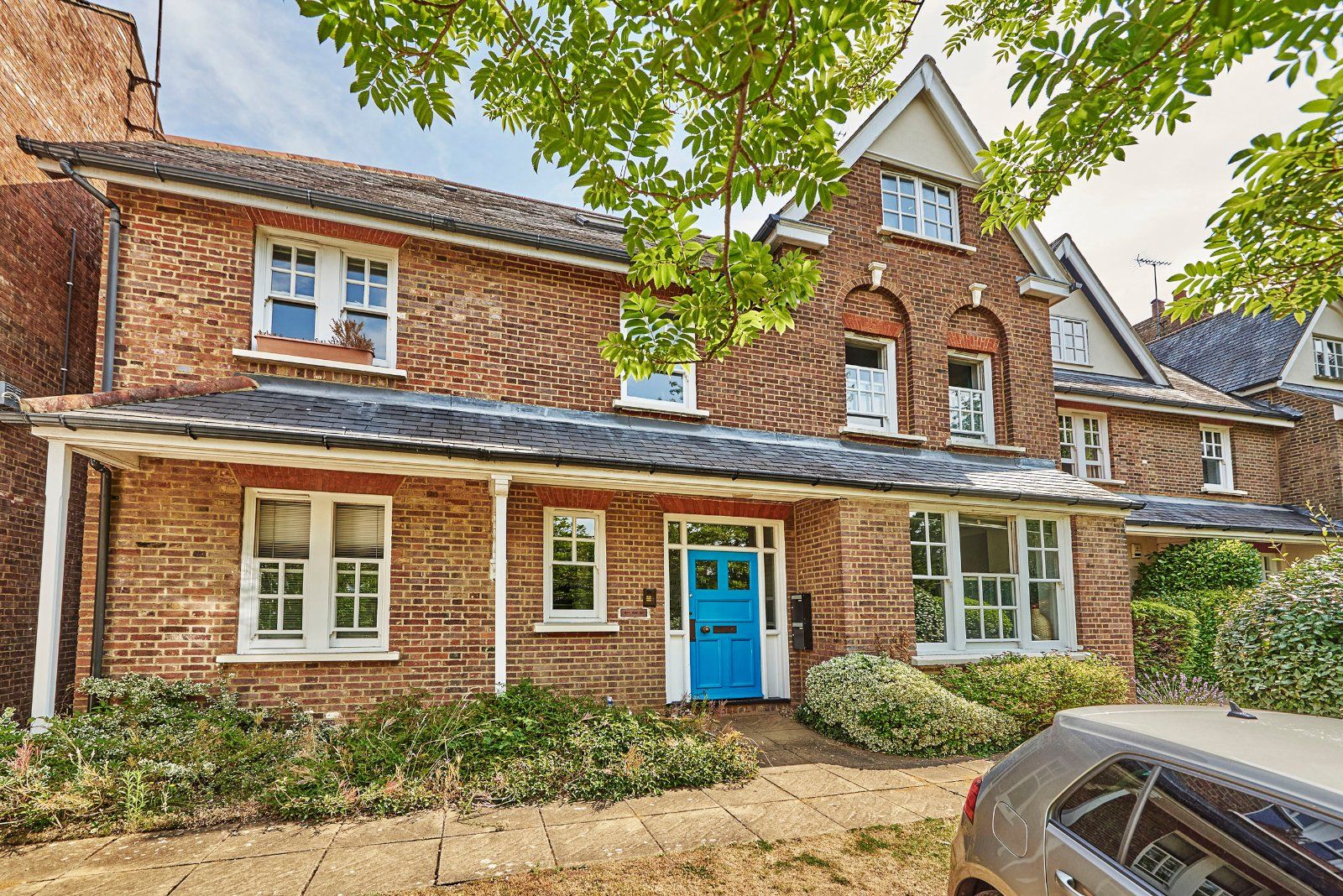 2 bed to rent in Poets Court, Milton Rd, Harpenden