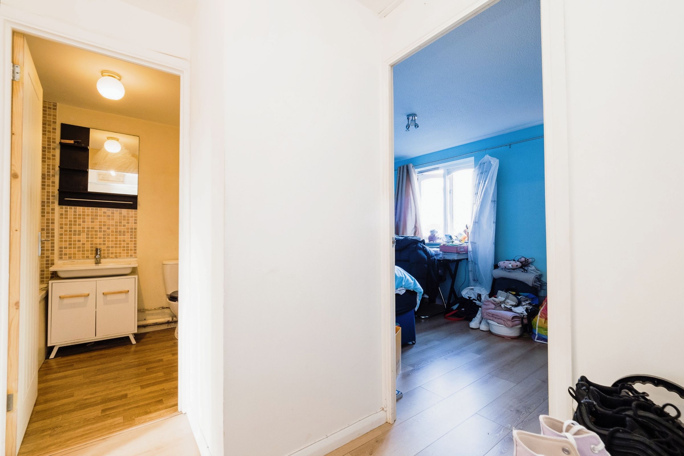 1 bed flat for sale in Plumtree Close, Dagenham RM10 Zoopla