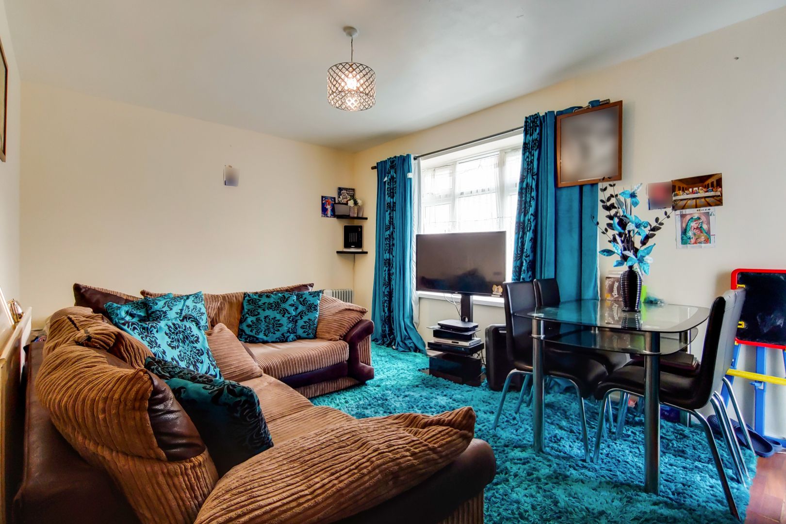 Lowth Road, London, Greater London SE5