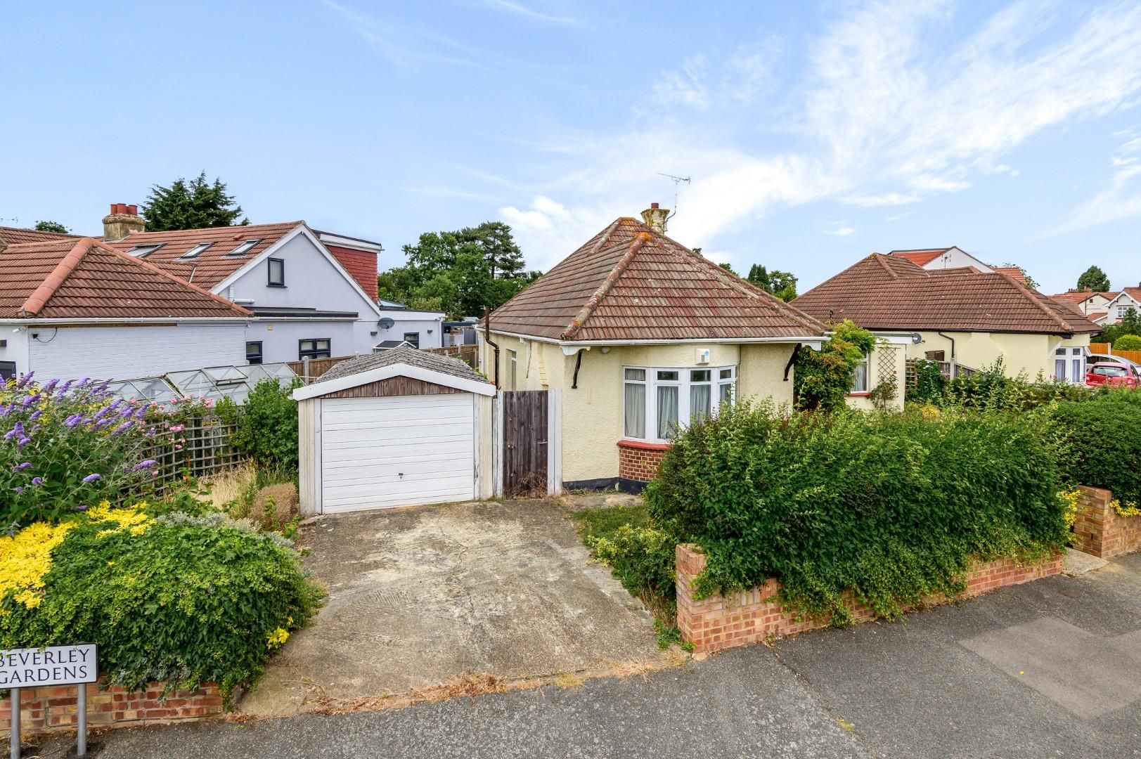 House For Sale Beverley Gardens Cullercoats at Jewell Roth blog