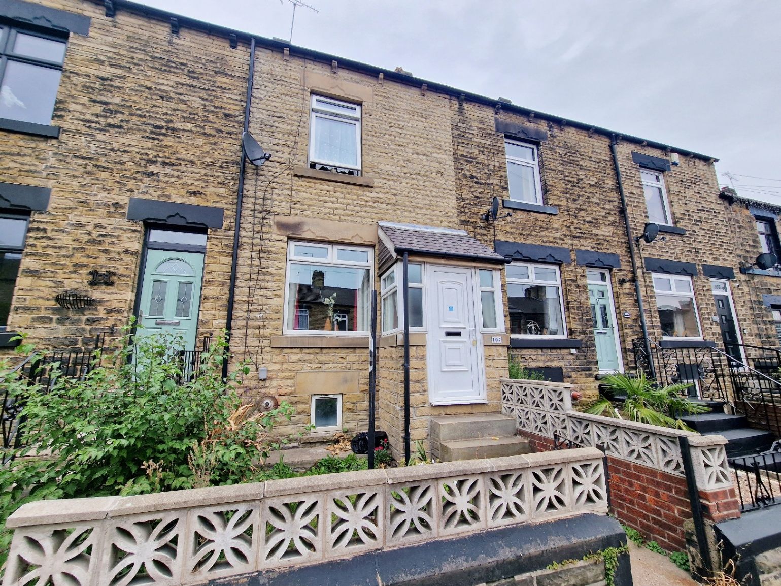 3 bed terraced house for sale in Summer Lane, Barnsley S75 Zoopla